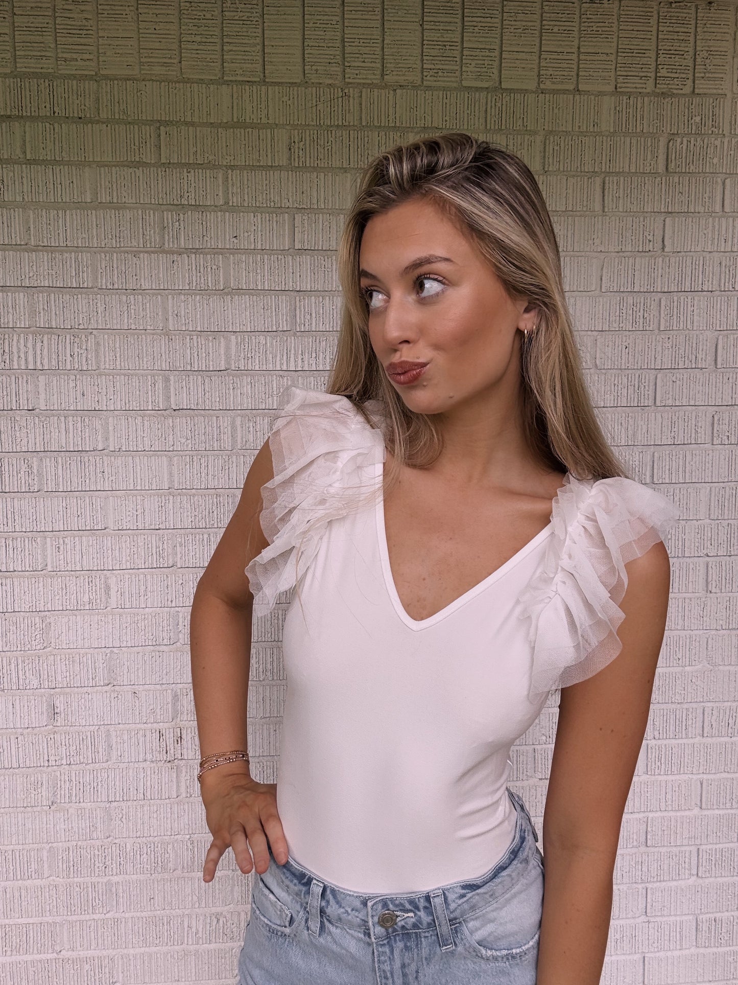 White Body Suit w/ Ruffle Sleeve